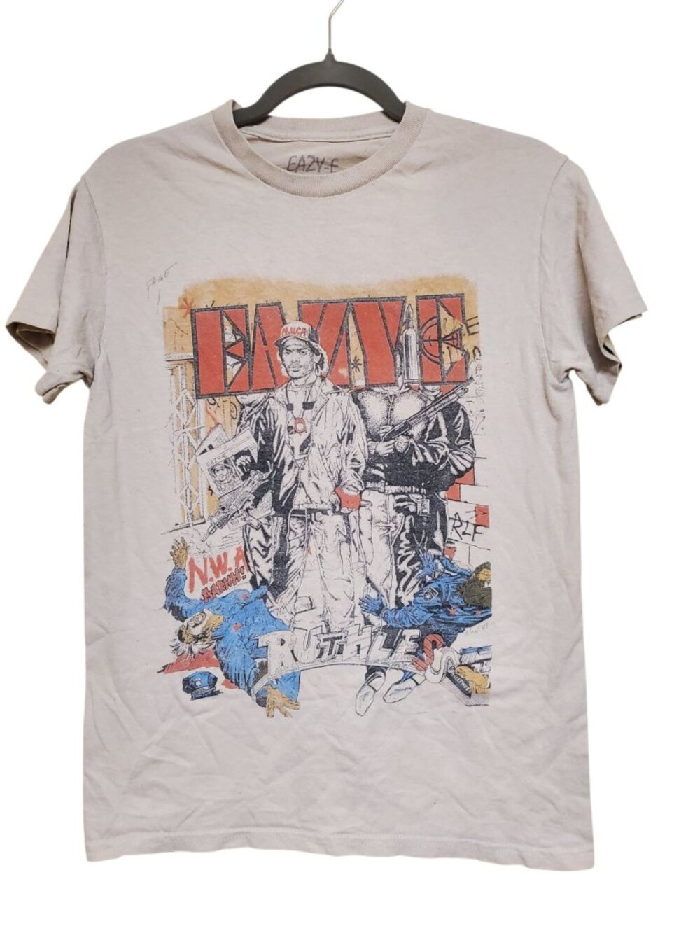 Eazy-E Beige Drawn Photo Graffiti 90s Rap Hip Hop Graphic Tee Adult Unisex S